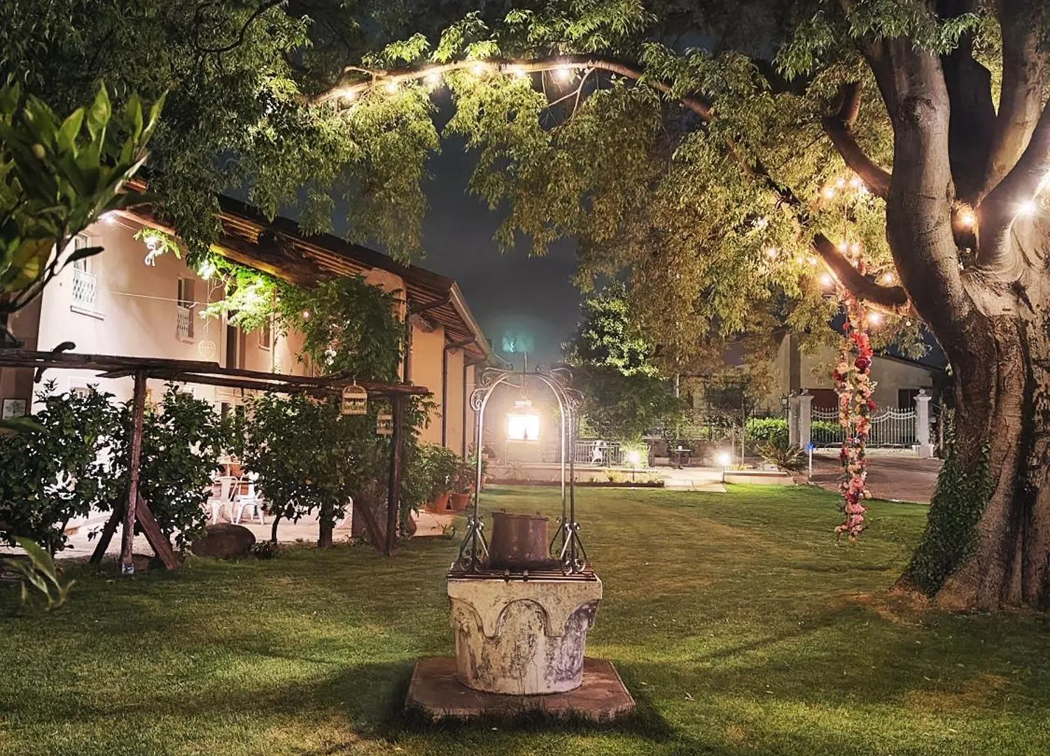 Garda Relais Antica Romelia contacts