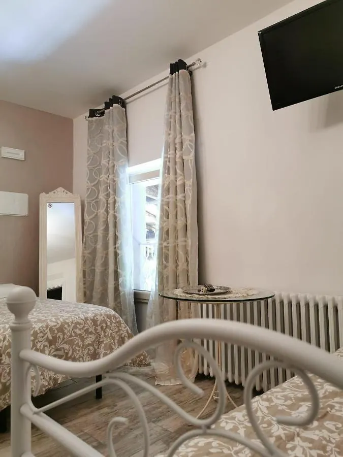 Garda Relais Antica Romelia Bed & Breakfast Montichiari Italy